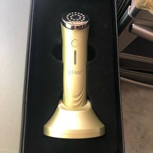 ELEVARE + SKIN LED Anti-Aging Facial Rejuvenation
